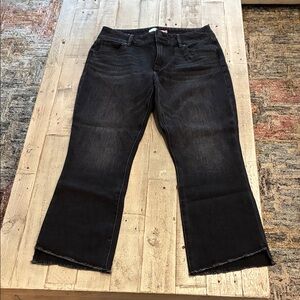 CAbi Black Cropped Jeans size 6